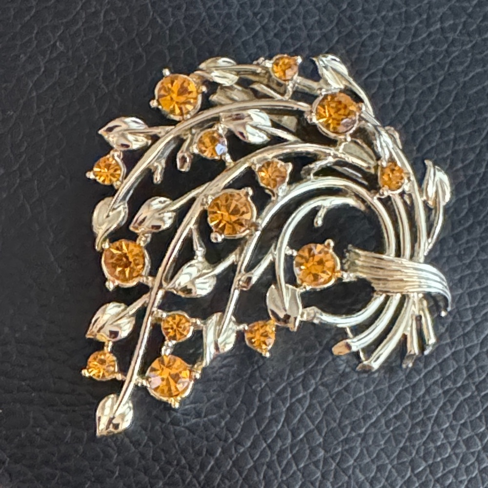 Vintage Coro Brooch w Orange Rhinestones